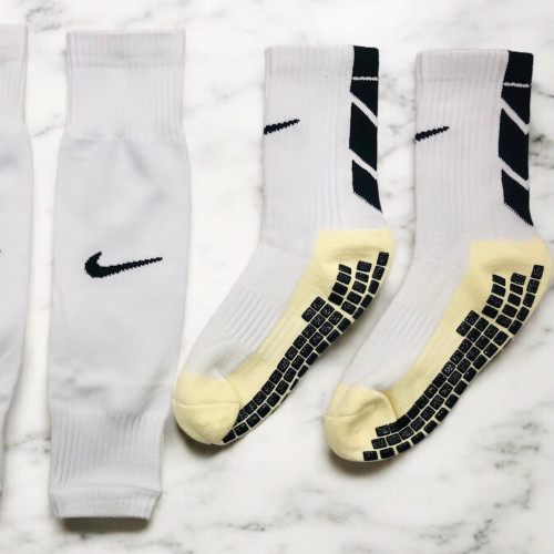 MEDIA PRE ANTIDESLIZANTE NIKE