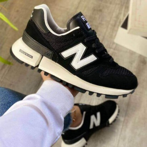 NEW BALANCE 1300 NEGRA BLANCA
