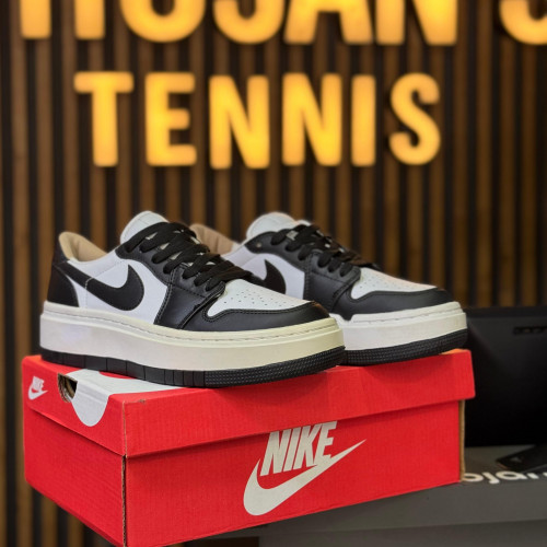NIKE DUNK NEGRA BLANCA PLATAFORMA DAMA
