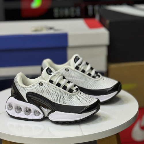 AIR MAX DN BLANCA NEGRO NIÑO