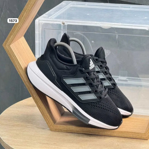 ADIDAS EQ21 NEGRA RAYA GRIS HOMBRE