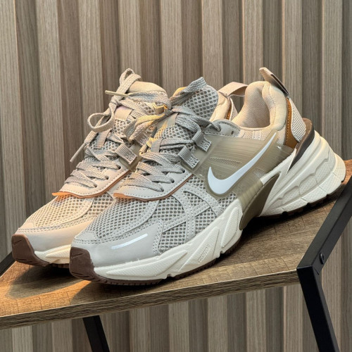 NIKE BK2 GRIS CAFE DAMA