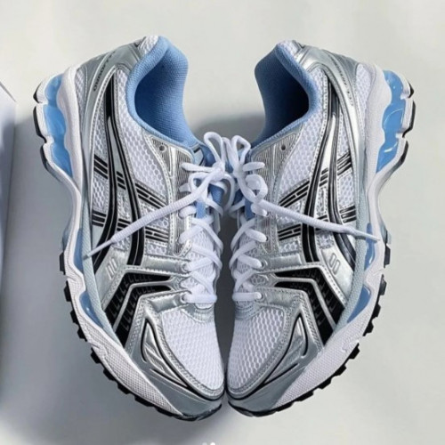 ASICS PATEADA NEGRA