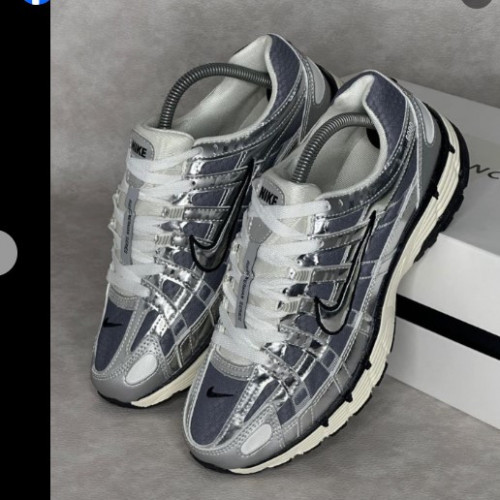 NIKE P6000 PATEADA BRILLANTE
