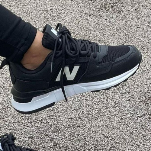 NEW BALANCE BLANCA NEGRA