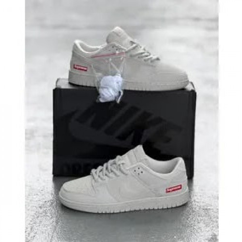 NIKE AIR FOUR SUPREME GRIS