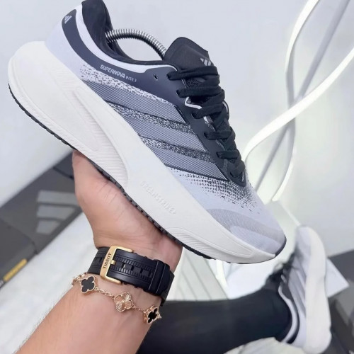 ADIDAS SUPERNOVA GRIS SUELA BLANCA