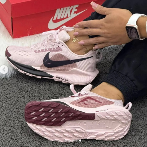 NIKE TRAIL ROSA NEGRA DAMA