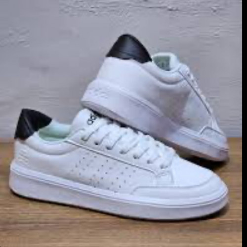 ADIDAS TABLA BLANCA TALON NEGRO