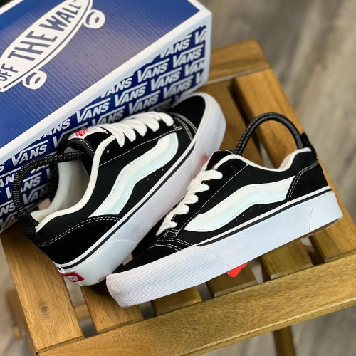 VANS POTATO NEGRA BLANCA DAMA