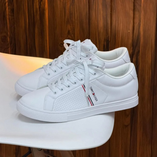 TOMY HILGIFER BLANCA LINEA ROJA HOMBRE