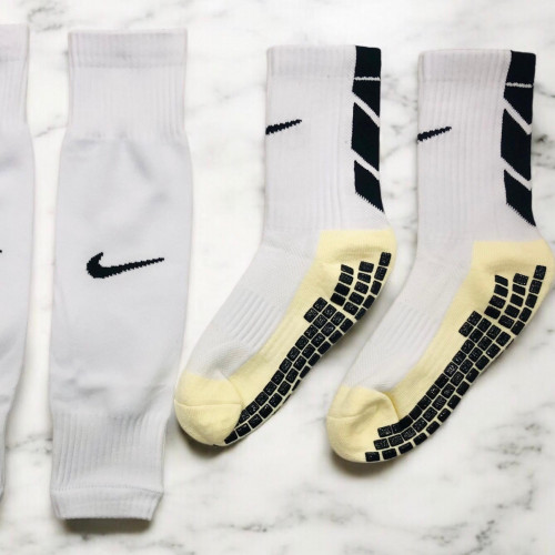 MEDIA PRE ANTIDESLIZANTE NIKE