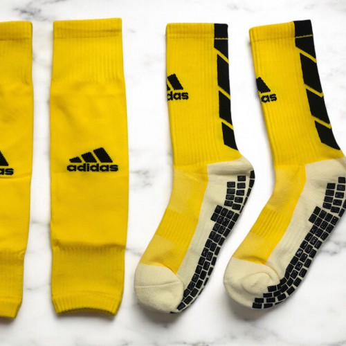 MEDIA PRE ANTIDESLIZANTE ADIDAS