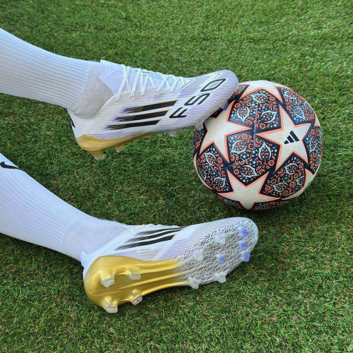 ADIDAS F50 BLANCA DORADA GUAYO HOMBRE