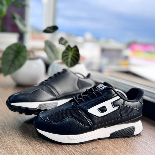 DIESEL NEGRA BLANCA HOMBRE
