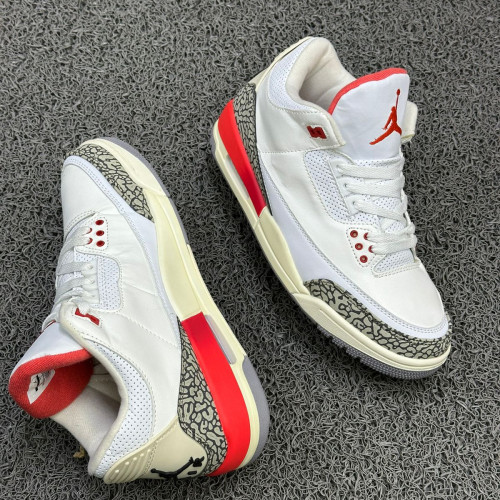 JORDAN RETRO BLANCA ROJA GRIS HOMBRE