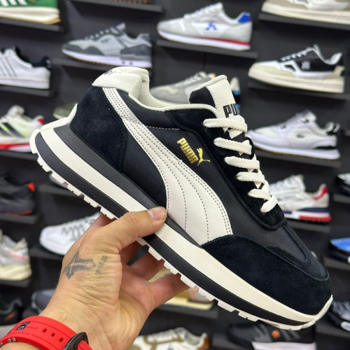 PUMA NEGRA BLANCA HOMBRE